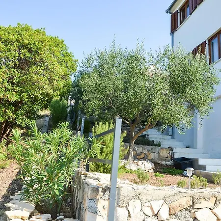 Ana Apartment
