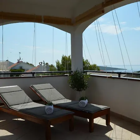 Apartment Ana Rukavac (Vis)